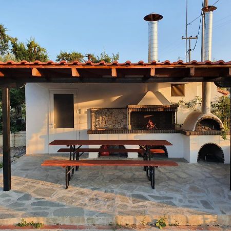 Hotel Pefko Neos Marmaras Exterior foto